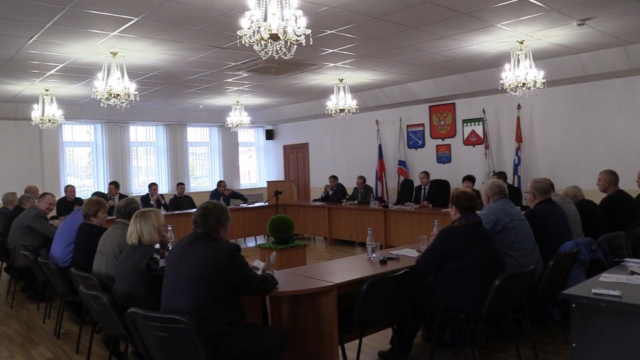 В районном Совете депутатов
