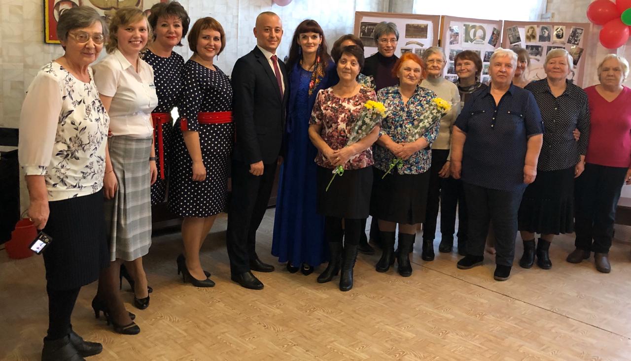 Пашской библиотеке - 100!