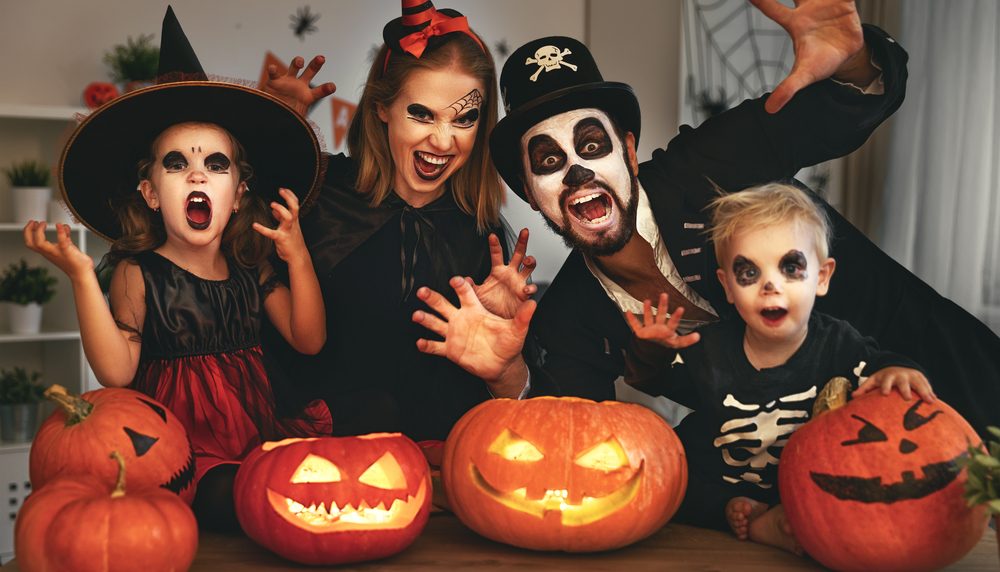 Halloween Party в ДК "Железнодорожник" Halloween Party в ДК "Железнодорожник"