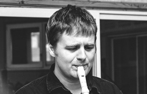 Талантливый музыкант из Волхова нуждается в вашей помощи / Видеосюжет Первого канала Талантливый музыкант из Волхова нуждается в вашей помощи / Видеосюжет Первого канала