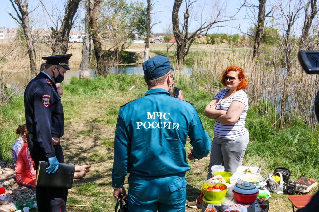 В России запретили готовить на открытом огне и разводить костры на территории частных домов В России запретили готовить на открытом огне и разводить костры на территории частных домов