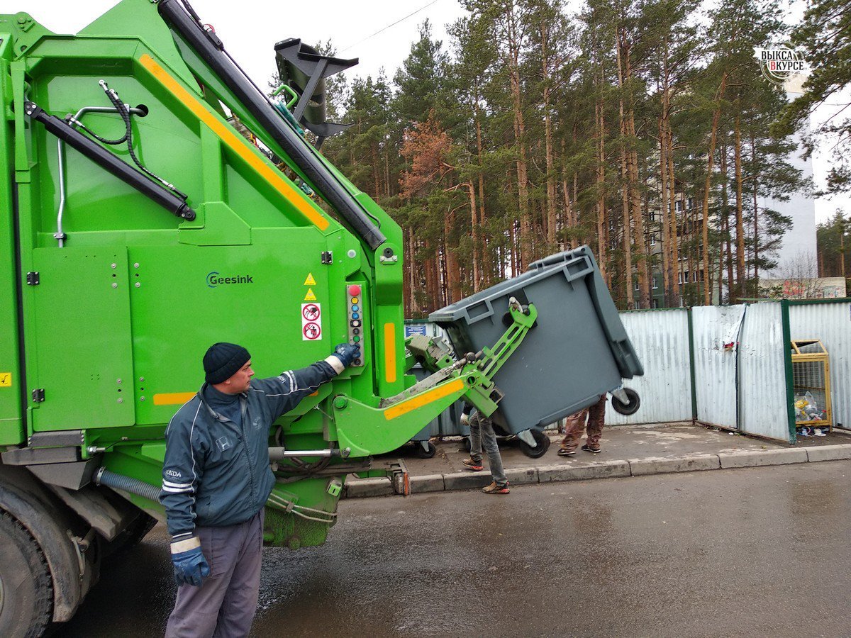 В Ленобласти будут контролировать передвижения и работу мусоровозов В Ленобласти будут контролировать передвижения и работу мусоровозов