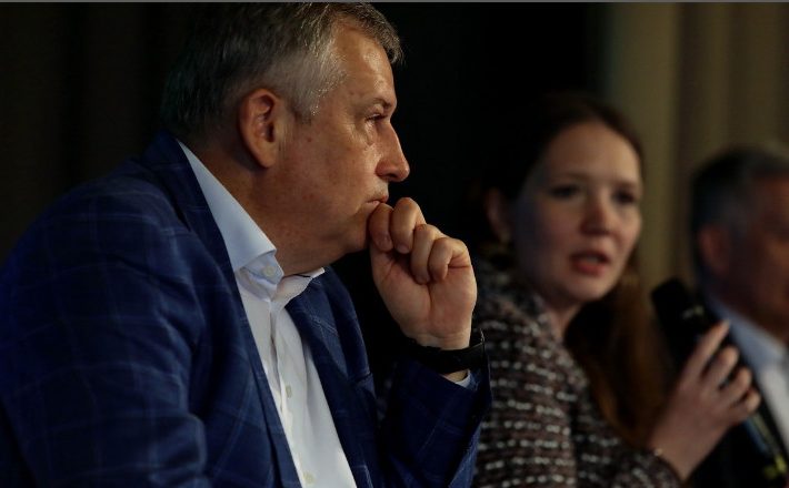 Губернатор встретился с молодыми педагогами Губернатор встретился с молодыми педагогами