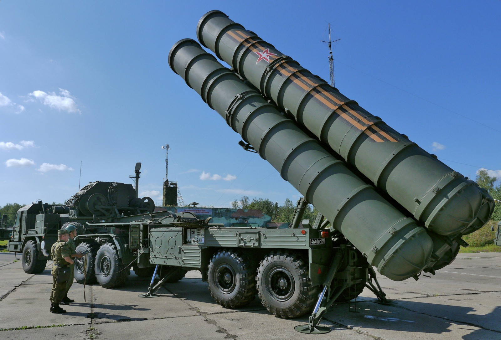 В Ленобласти прошли военные учения В Ленобласти прошли военные учения