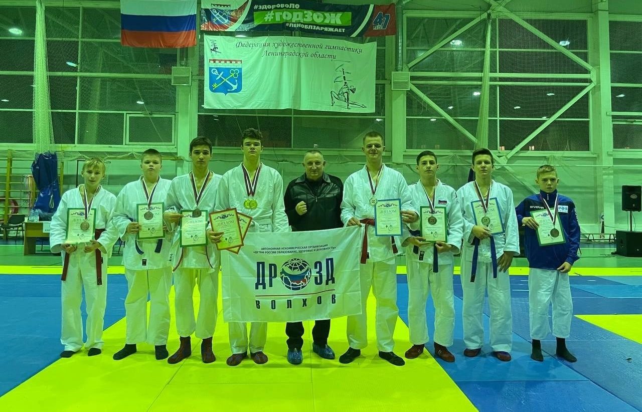 Волховские бойцы отличились на соревнованиях по рукопашному бою