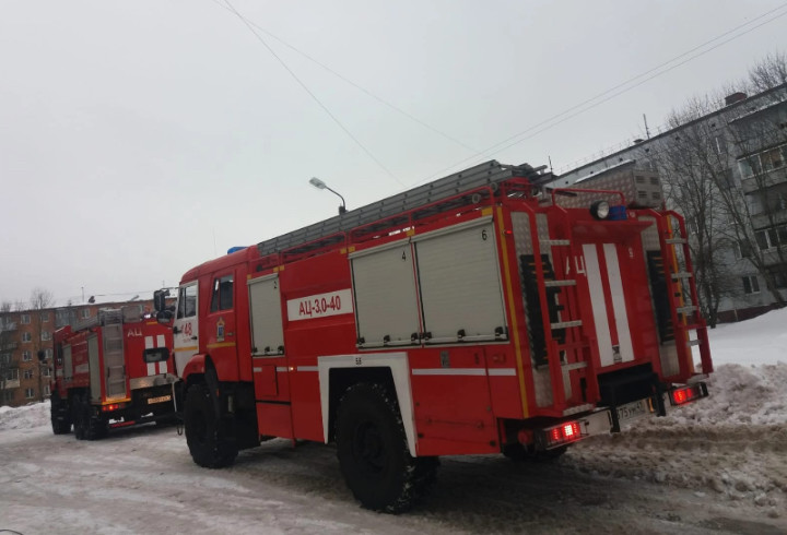 Пожарные Волховского района отработали слаженность действий