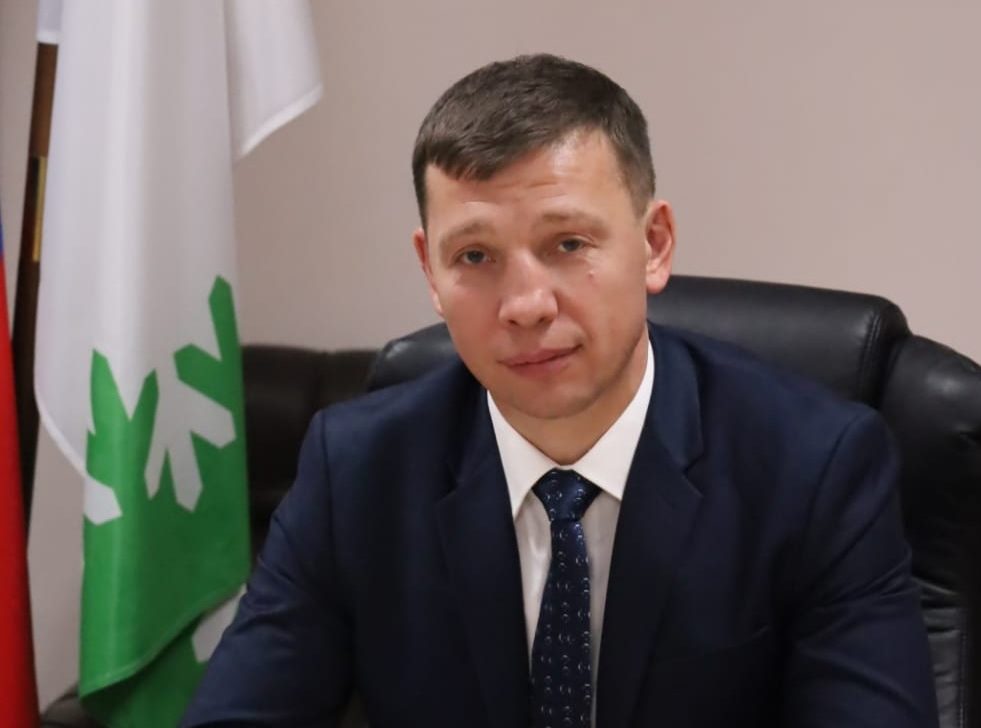 Поздравление главы Волховского района
