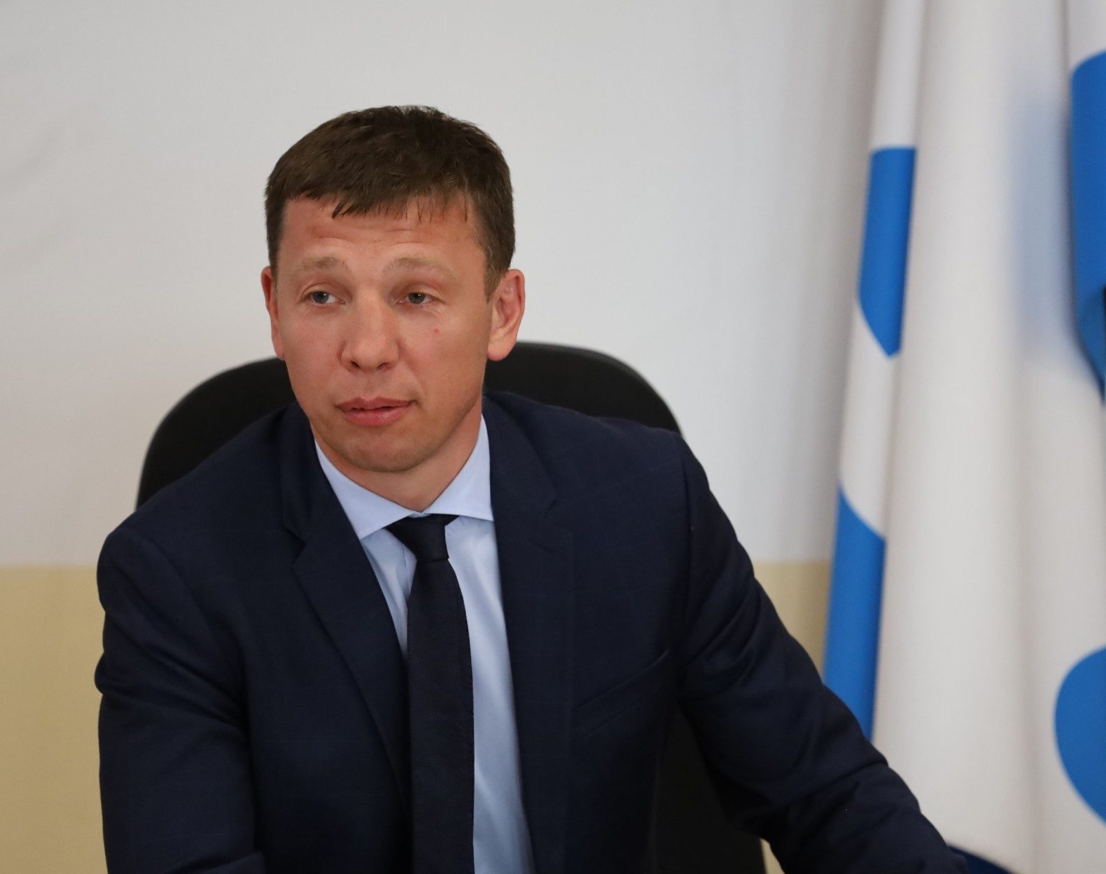 Глава района выслушает волховчан