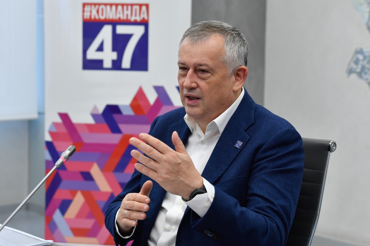 Неделя начнётся с прямой линии