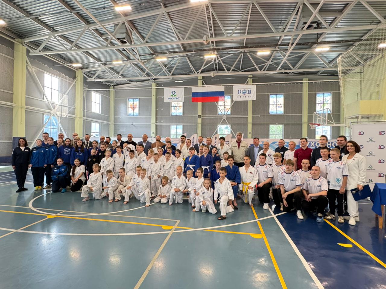 ФосАгро открывает возможности для юных чемпионов ФосАгро открывает возможности для юных чемпионов