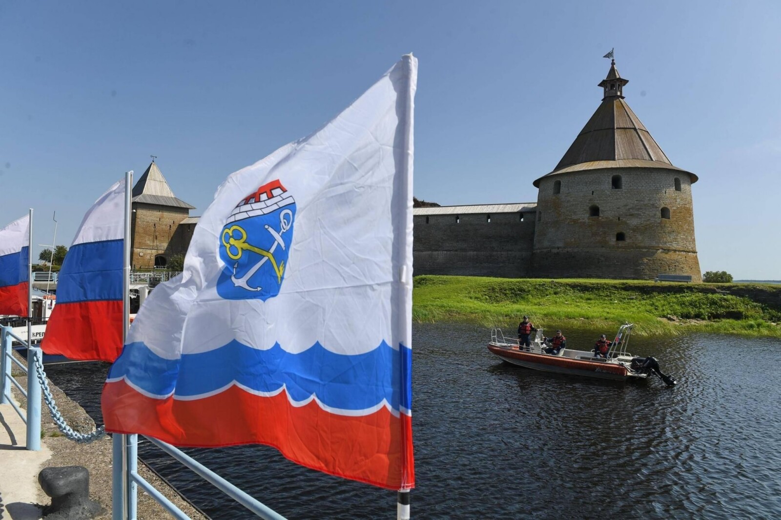 Молодёжь хочет жить в Ленобласти